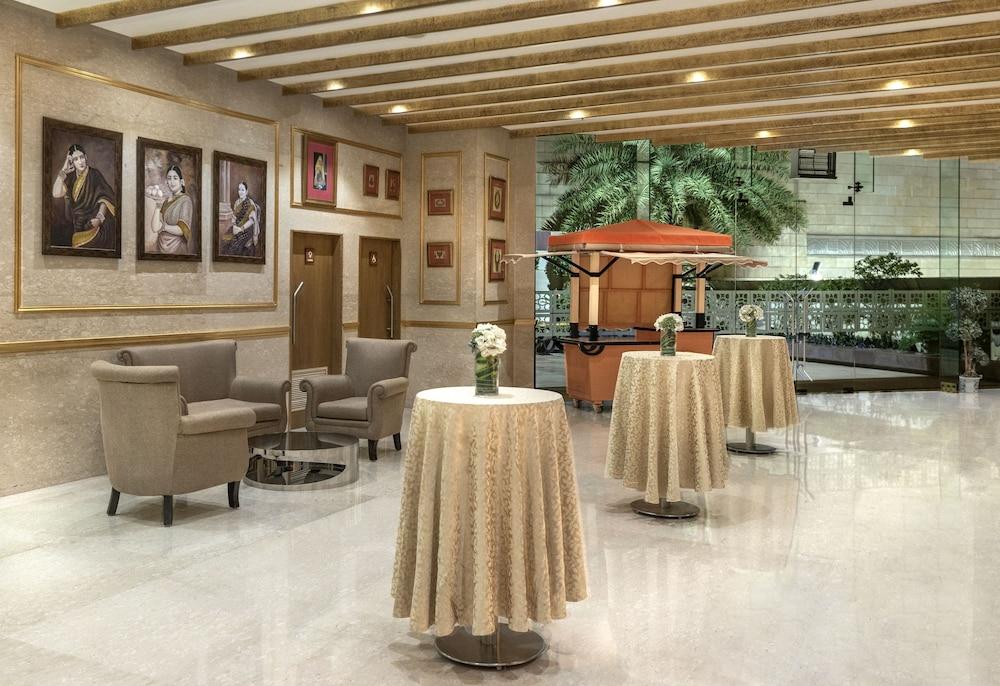 Radisson Gurugram Sohna Road City Center Gurgáon Kültér fotó