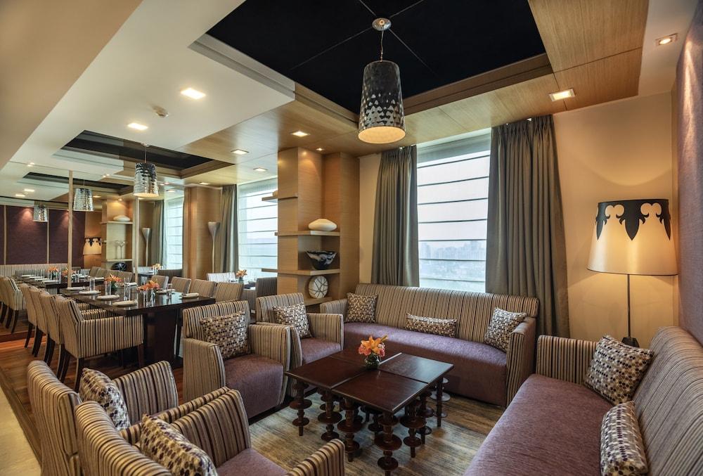 Radisson Gurugram Sohna Road City Center Gurgáon Kültér fotó