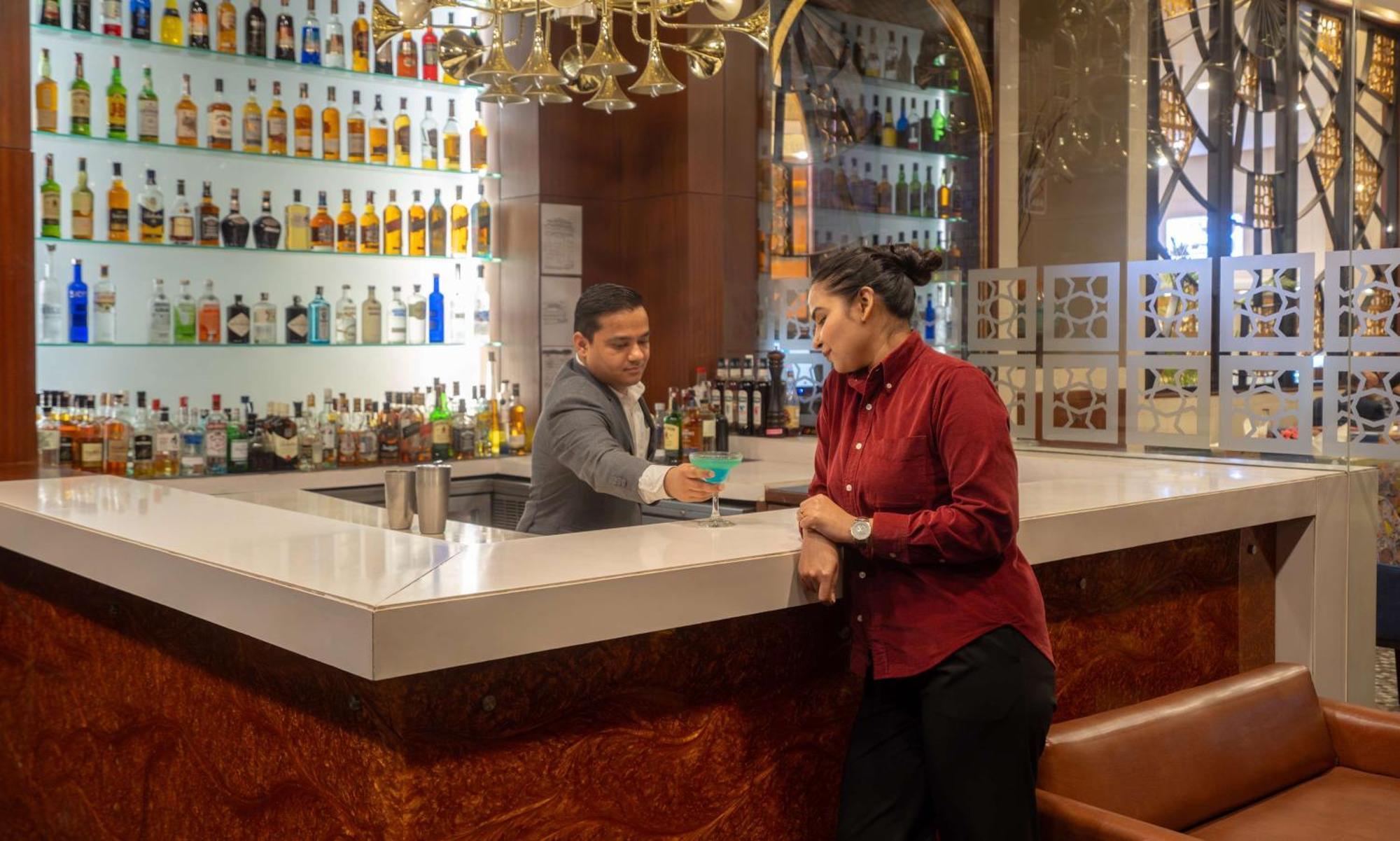 Radisson Gurugram Sohna Road City Center Gurgáon Kültér fotó