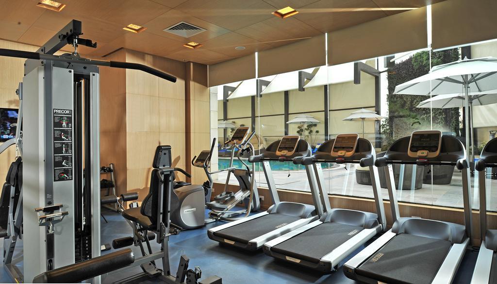 Radisson Gurugram Sohna Road City Center Gurgáon Kültér fotó