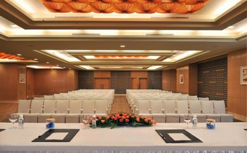 Radisson Gurugram Sohna Road City Center Gurgáon Kültér fotó
